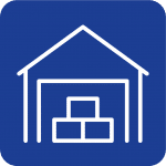 Op de afbeelding zie je een blauwe achtergrond met een huis en garagedeur op de voorgrond. In het huis staan drie boxen.